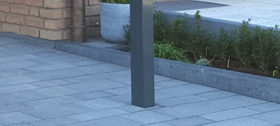 Lange Pfosten können direkt einbetoniert werden. Lange Pfosten können direkt einbetoniert werden.